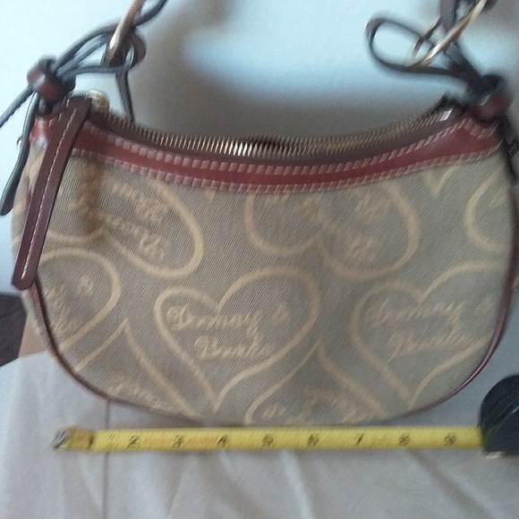 Dooney and bourke bag - Picture 3 of 6